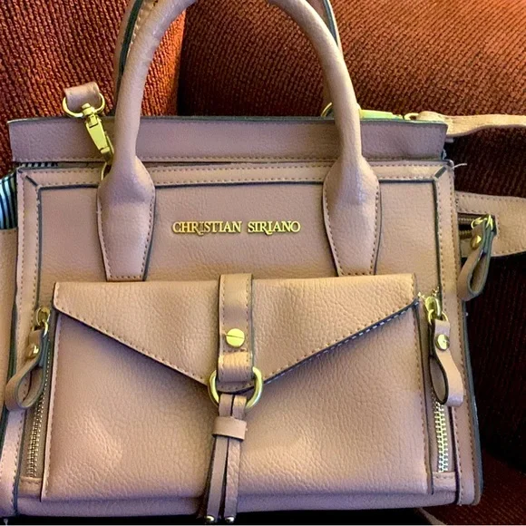 pink purse - Picture 1 of 4